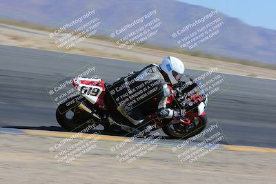 media/Apr-09-2023-SoCal Trackdays (Sun) [[333f347954]]/Turn 12 Inside (930am)/